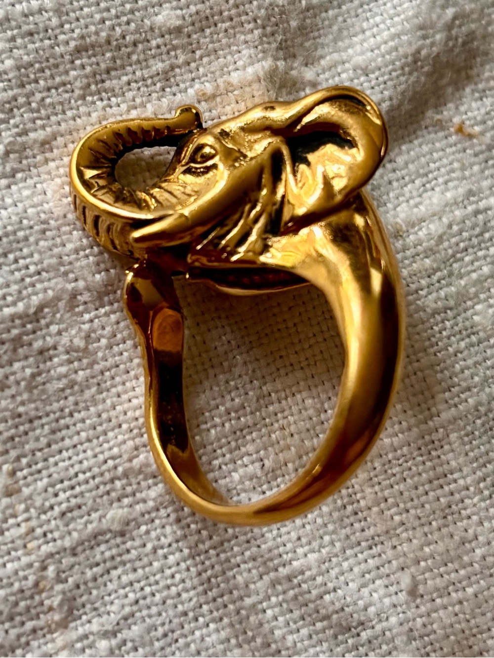 Vintage Gold 3D Elephant Ring